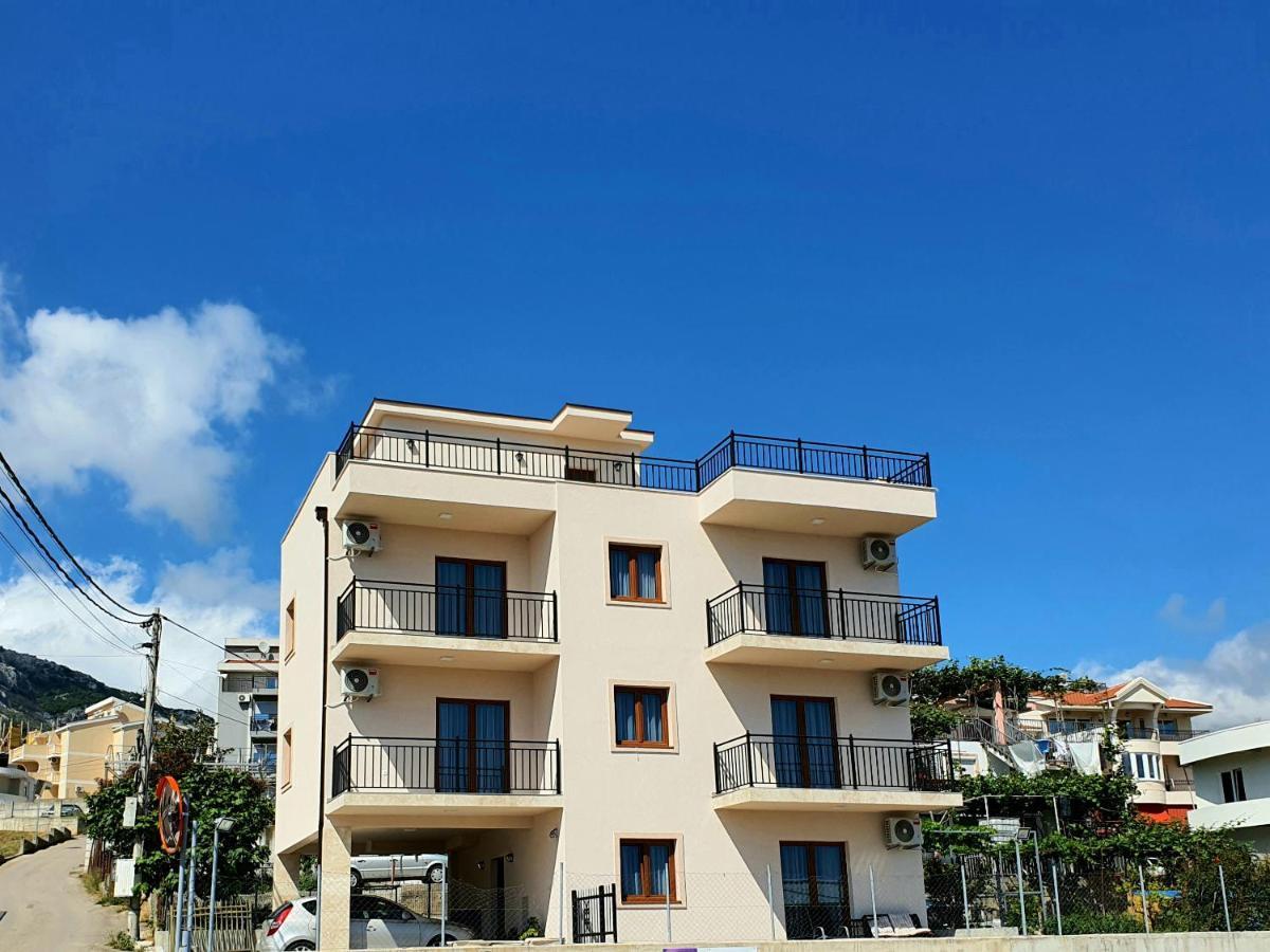 Family Apartments بار المظهر الخارجي الصورة